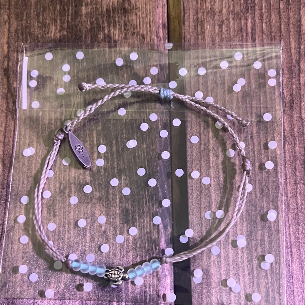 Elegant handmade Beaded Bracelet - Silver and Blue